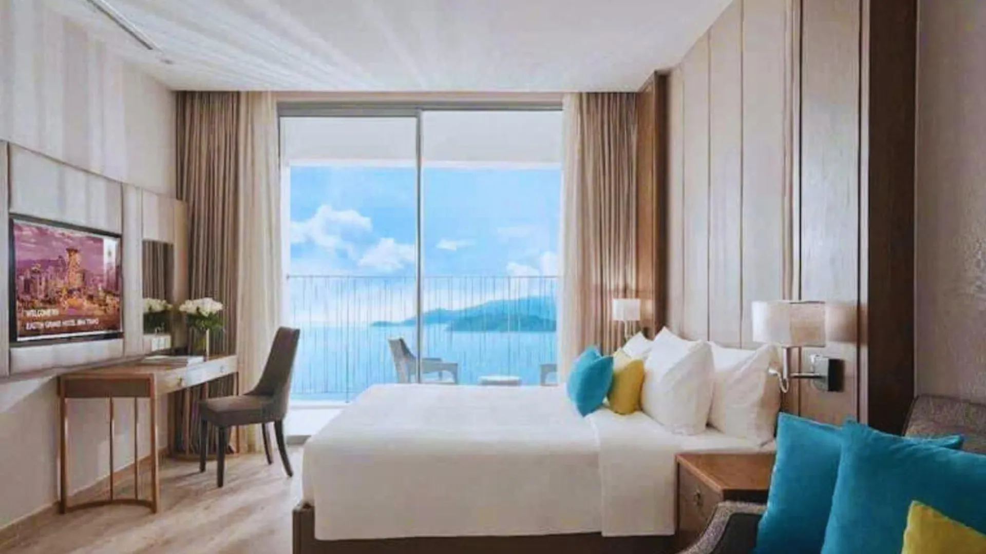 Hotel Oceanfront Panorama Nha Trang 4*,
